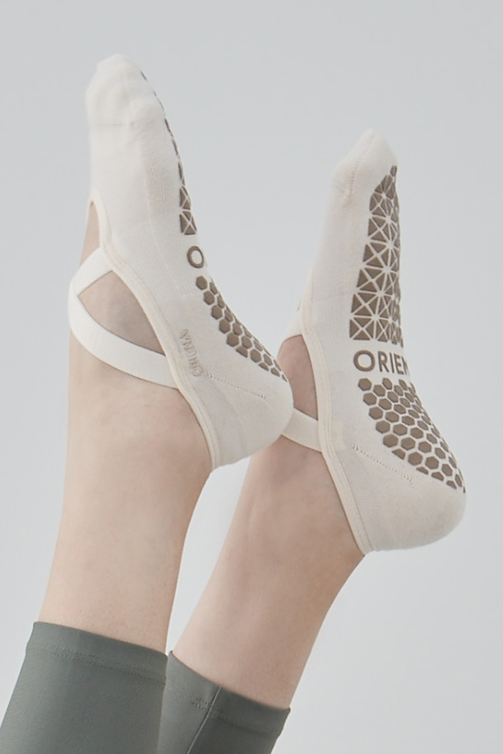 防滑交叉帶襪 ProGrip 米色 Cross Band Socks ProGrip Skin ORIENA